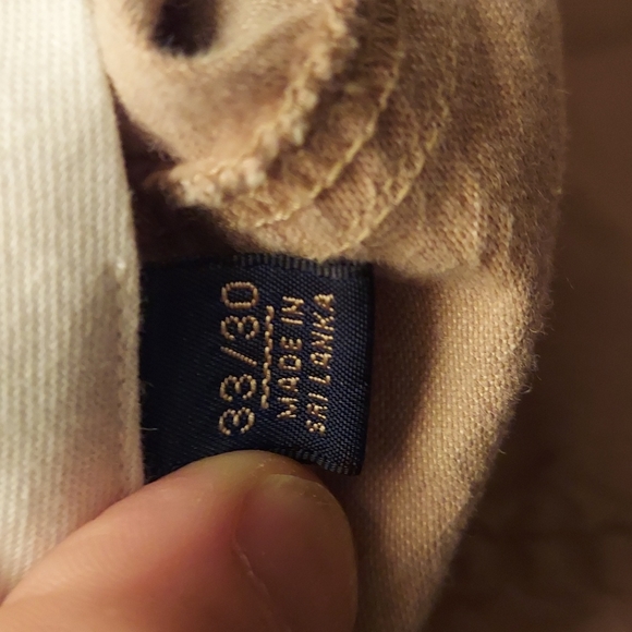 Banana Republic relaxed fit khakis 33/30 - Picture 3 of 3